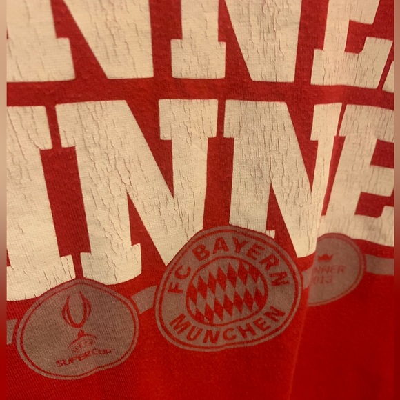 Mens adidas Bayern Munich winners 2013 football T-shirt - Picture 3 of 4